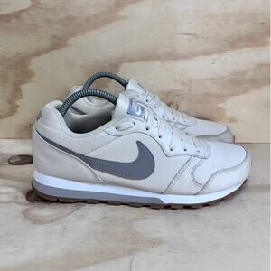 Nike - MD Runner 2 Low Top - Running Shoes - Beige - Women's - 9.5 - AQ9121-004